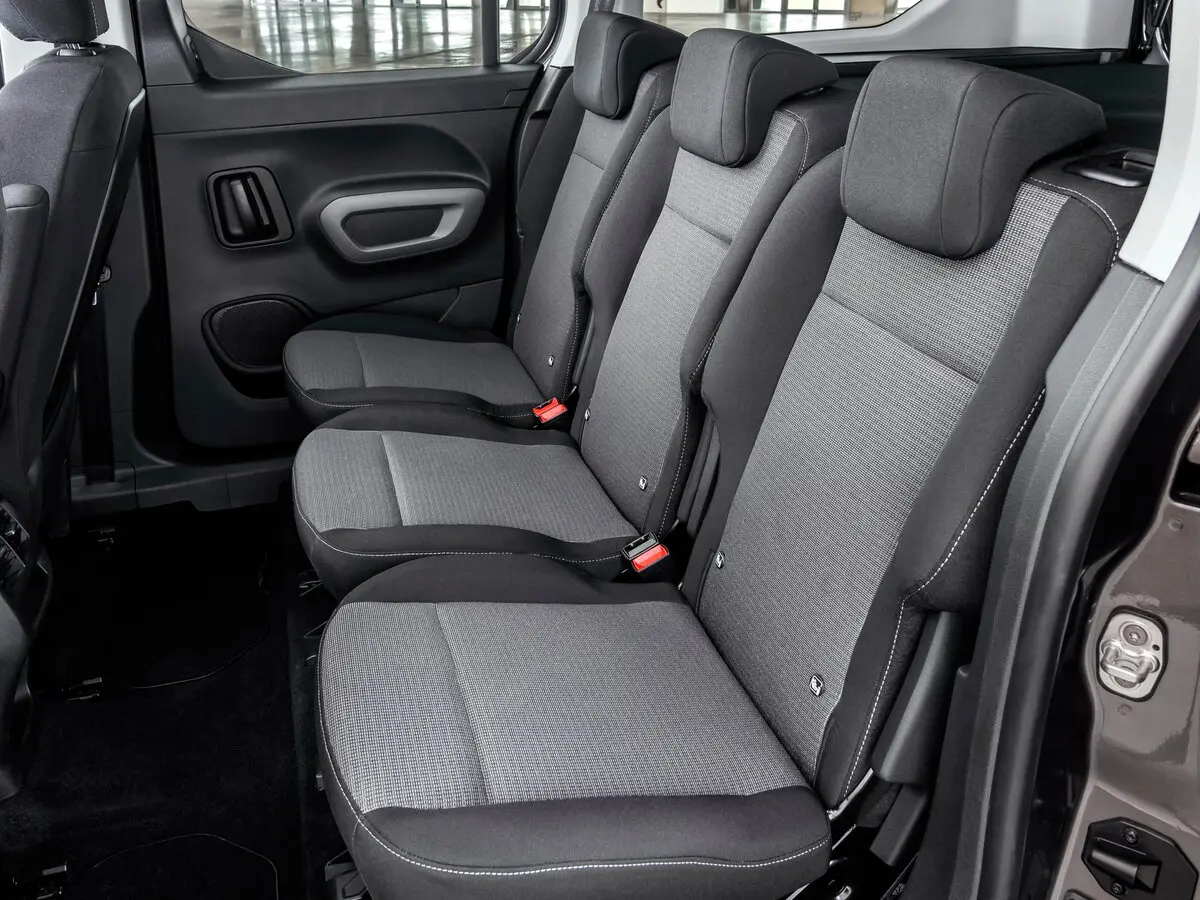 Toyota ProAce City I Компактвэн Long — фото 11