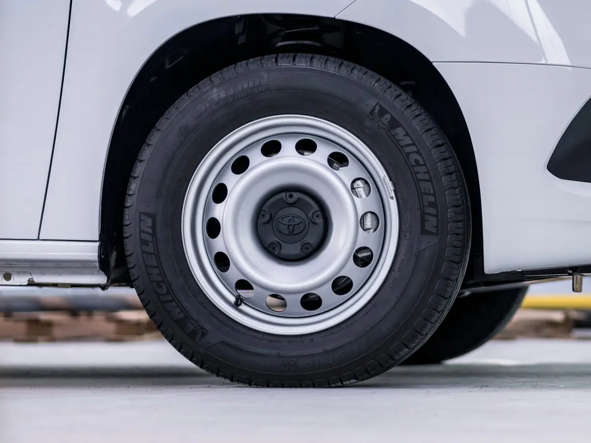 Toyota ProAce City I Фургон — фото 15