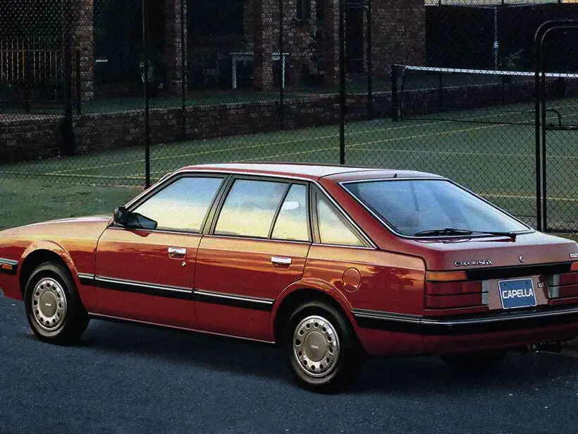 Mazda Capella III Хэтчбек 5 дв. — сүрөт 4