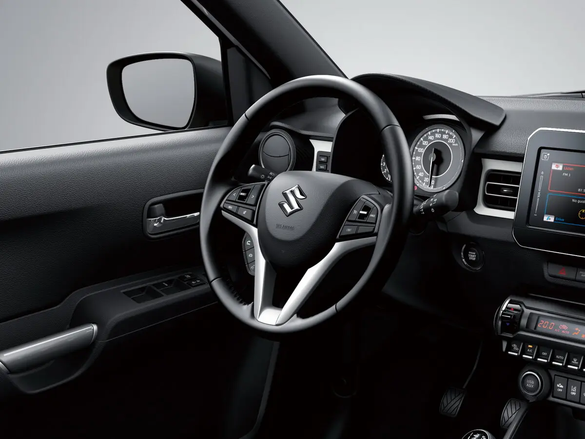 Suzuki Ignis III Рестайлинг Хэтчбек 5 дв. — 照片 8