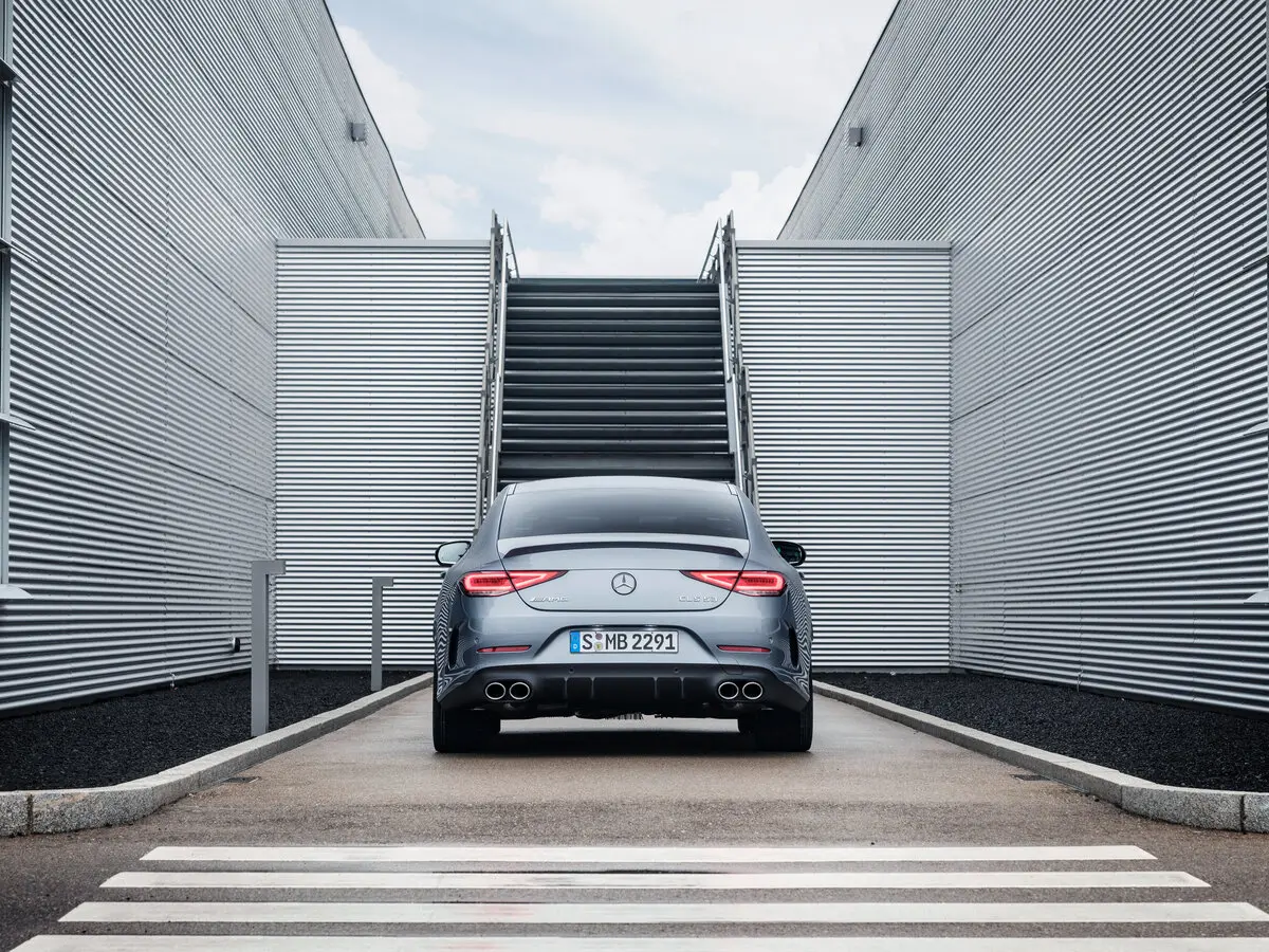 Mercedes-Benz CLS AMG III (C257) Рестайлинг Седан — photo 4