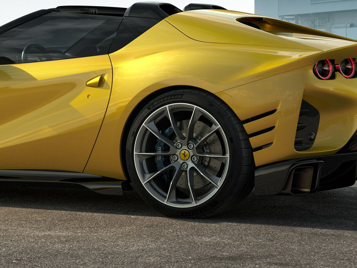 Ferrari 812 2017 – 2024 Родстер Competizione A