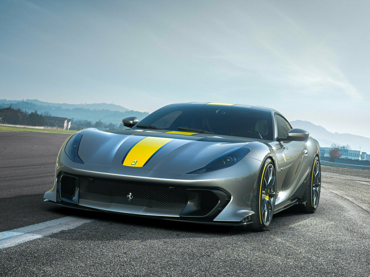 Ferrari 812 2017 – 2024 Купе Competizione