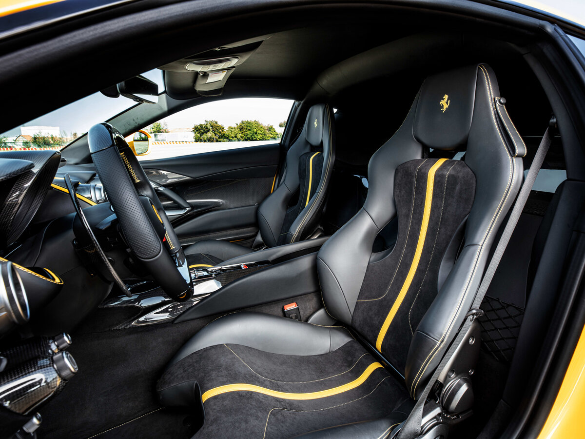 Ferrari 812 2017 – 2024 Купе Competizione