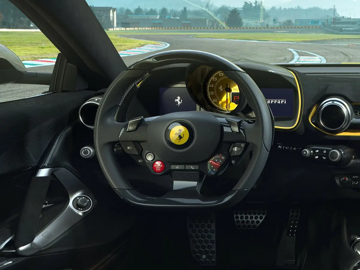 Ferrari 812 2017 – 2024 Купе Competizione — photo 10