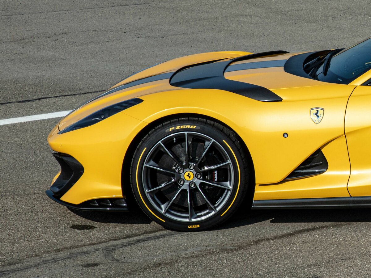 Ferrari 812 2017 – 2024 Купе Competizione
