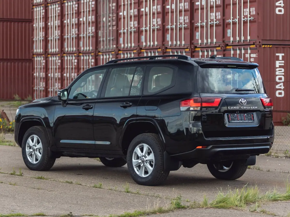Toyota Land Cruiser 300 Series Внедорожник 5 дв. — фото 20