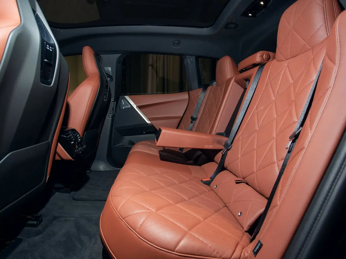 BMW iX I (I20) Внедорожник 5 дв. — сүрөт 29