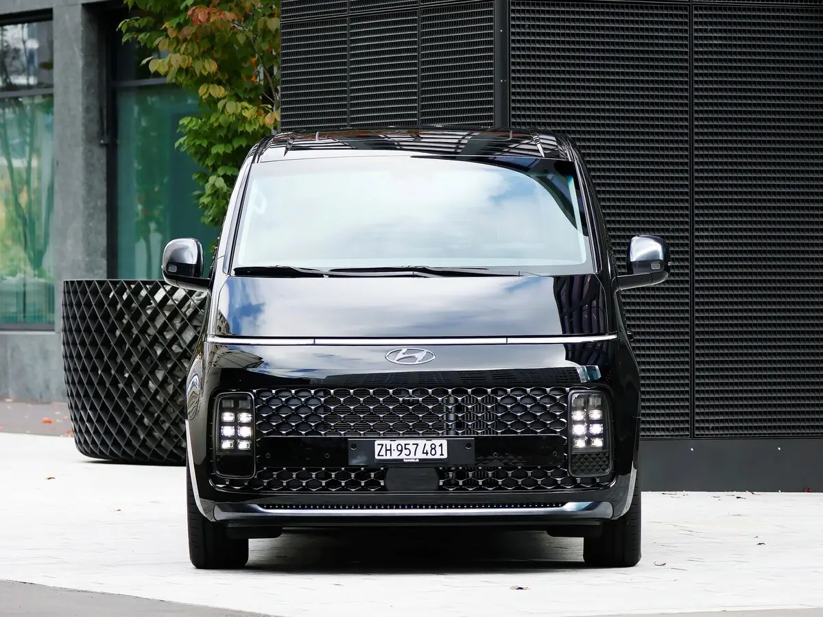 Hyundai Staria I Минивэн — сүрөт 3