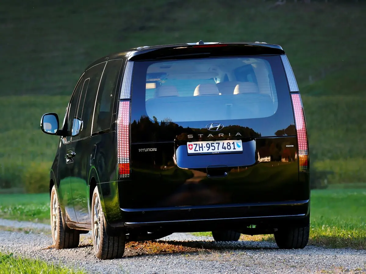 Hyundai Staria I Минивэн — сүрөт 4