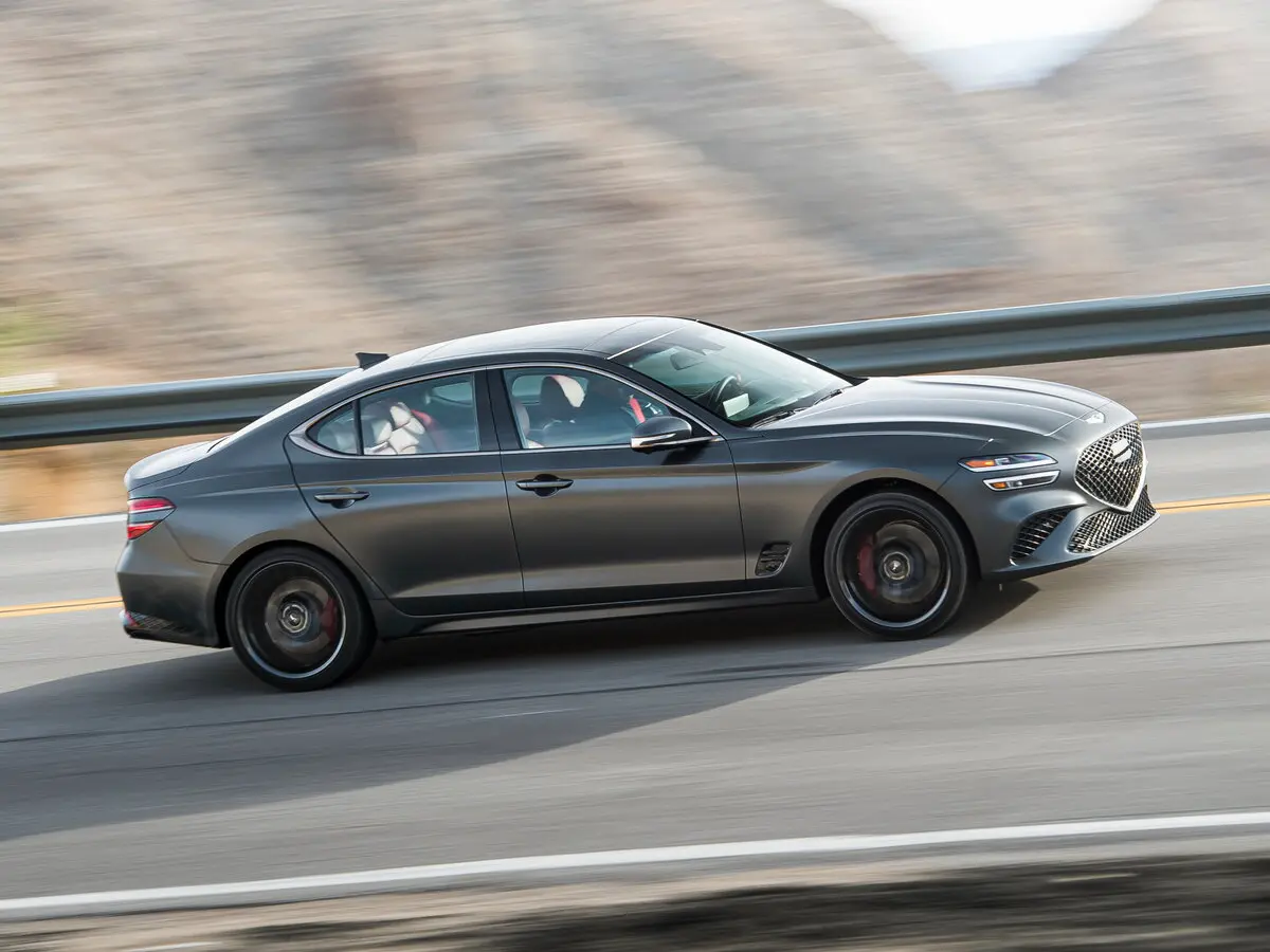 Genesis G70 I Рестайлинг Седан — 照片 2