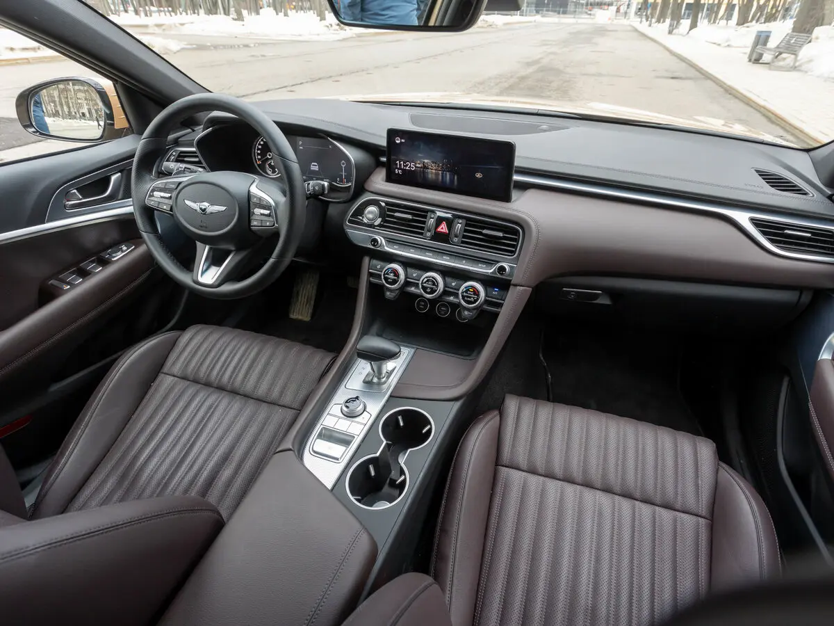 Genesis G70 I Рестайлинг Седан — 照片 24