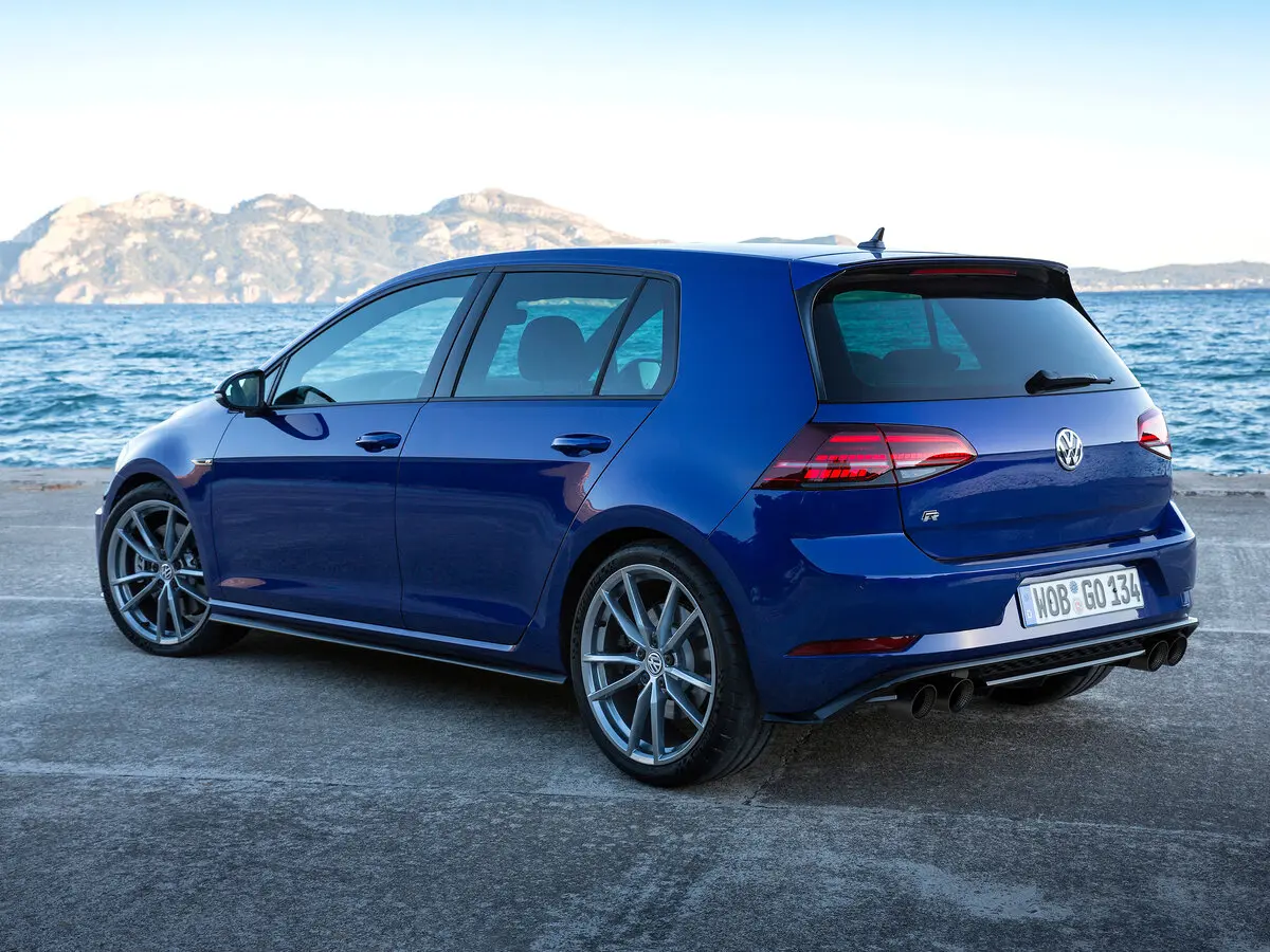 Volkswagen Golf R VII Рестайлинг Хэтчбек 5 дв. — сүрөт 5