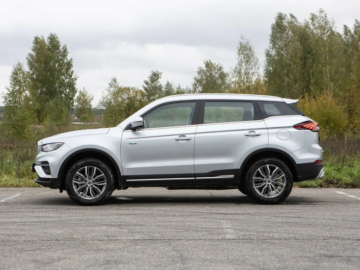 Geely Atlas Pro 2019 – 2025 Внедорожник 5 дв. — сүрөт 17