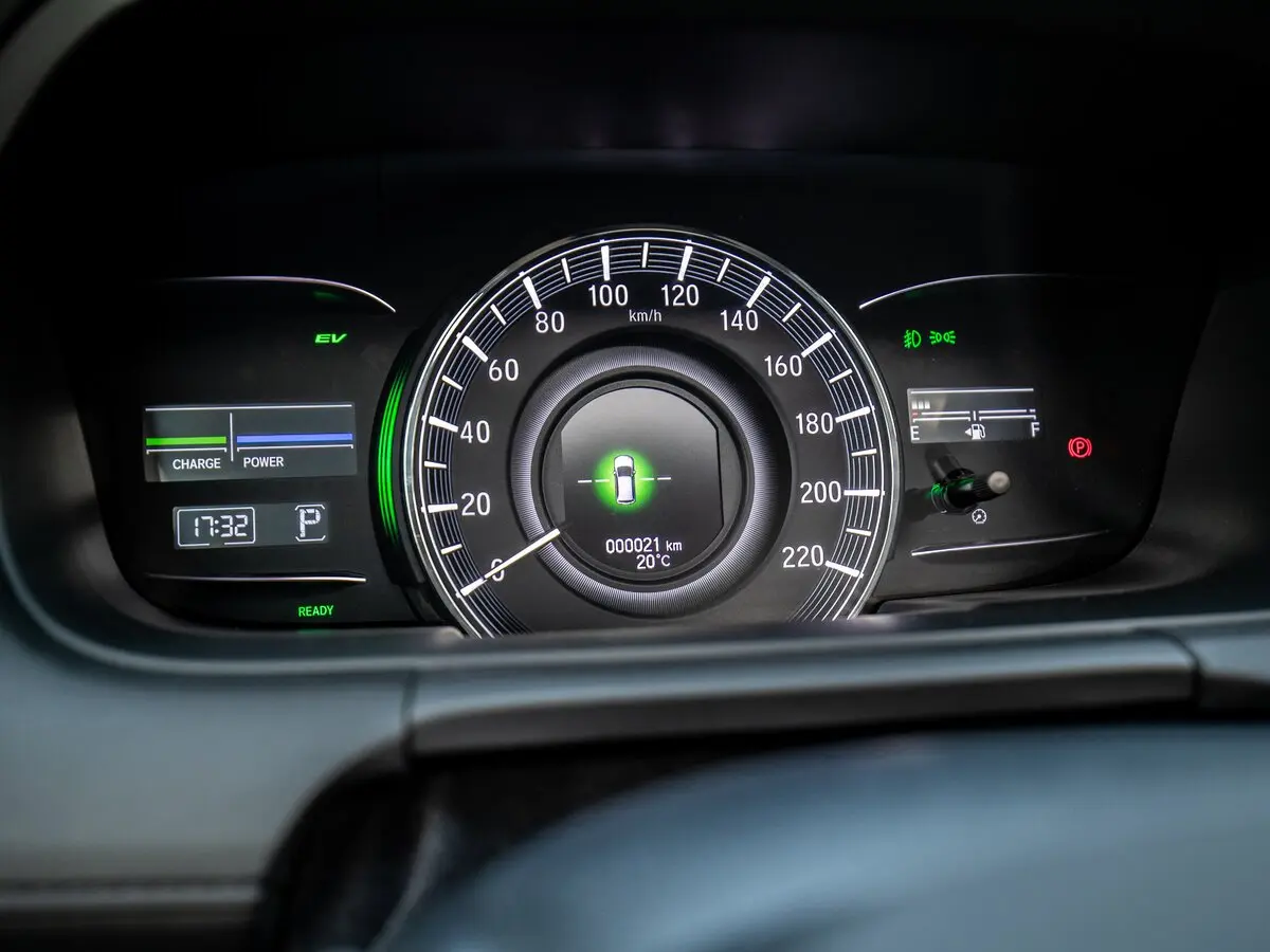 Honda Odyssey V Рестайлинг Минивэн — фото 6