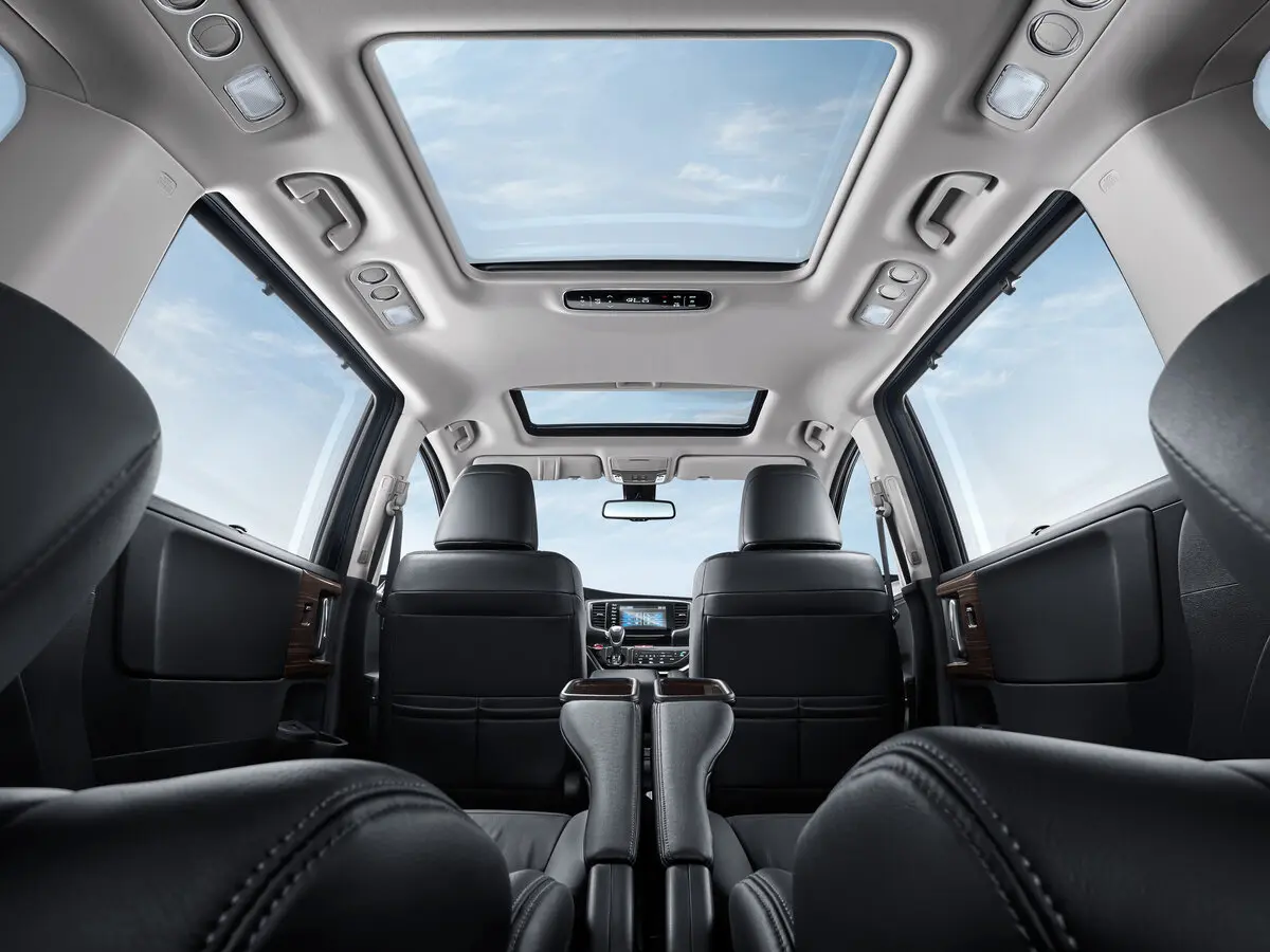 Honda Odyssey V Рестайлинг Минивэн — фото 13