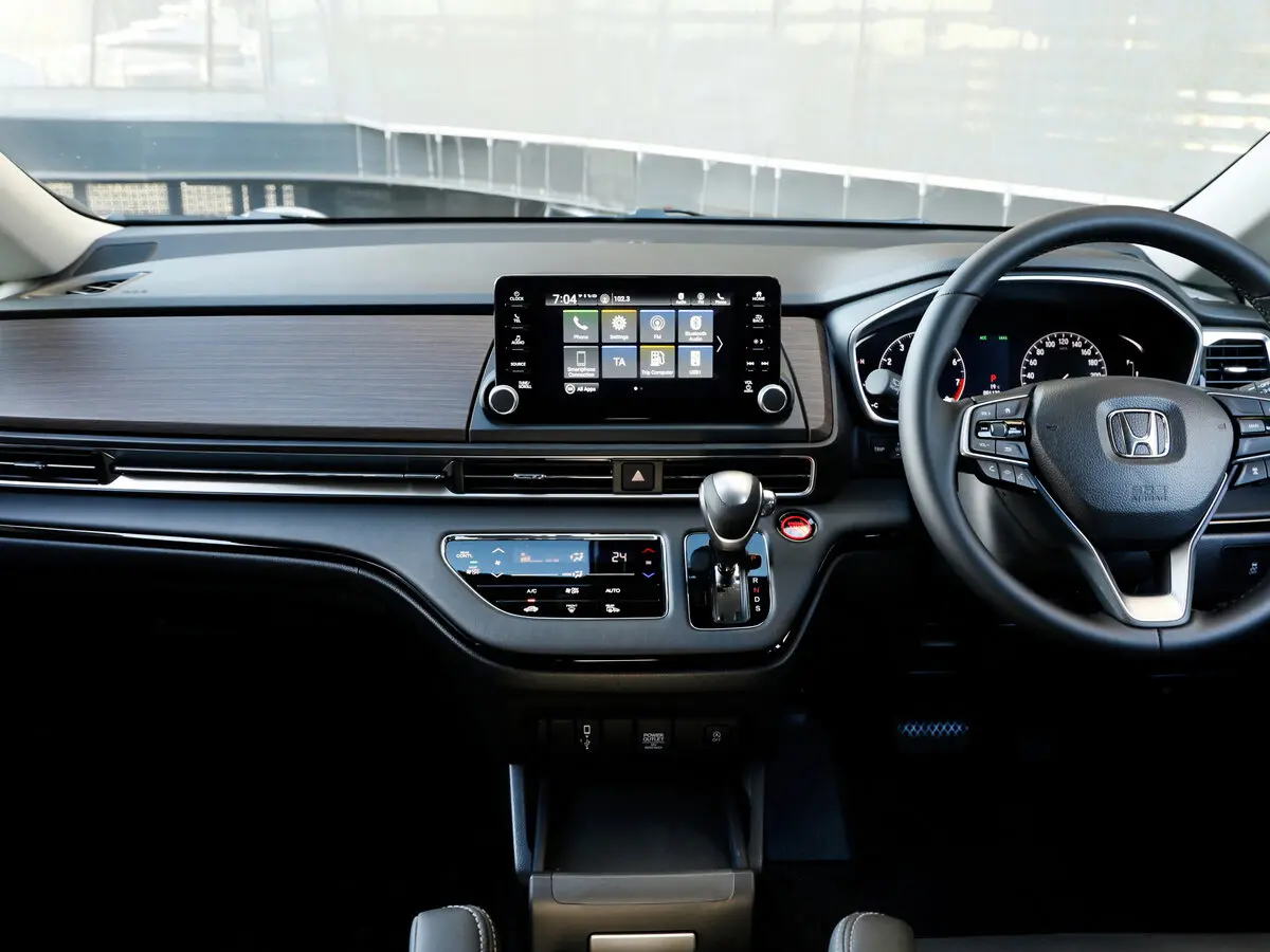Honda Odyssey V Рестайлинг 2 Минивэн — фото 6