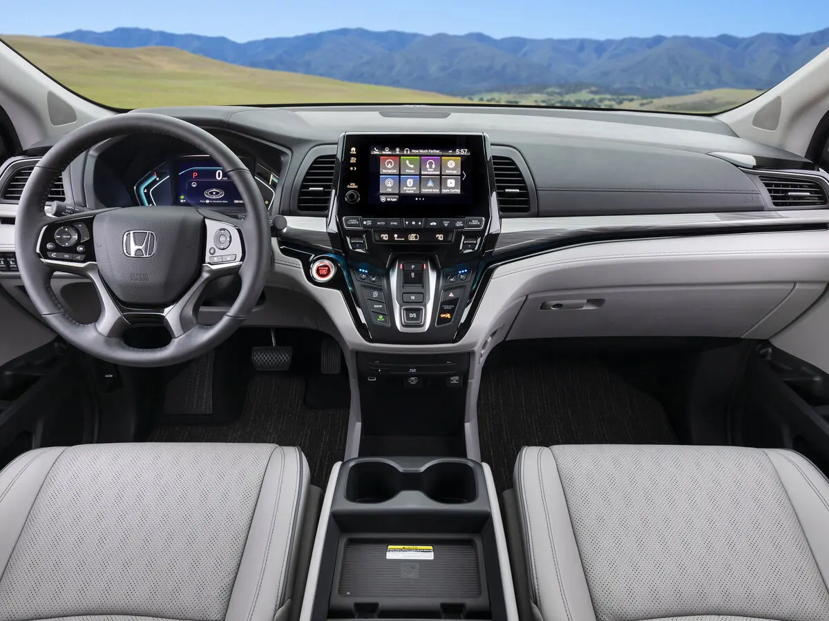 Honda Odyssey (North America) V Рестайлинг Минивэн — photo 6