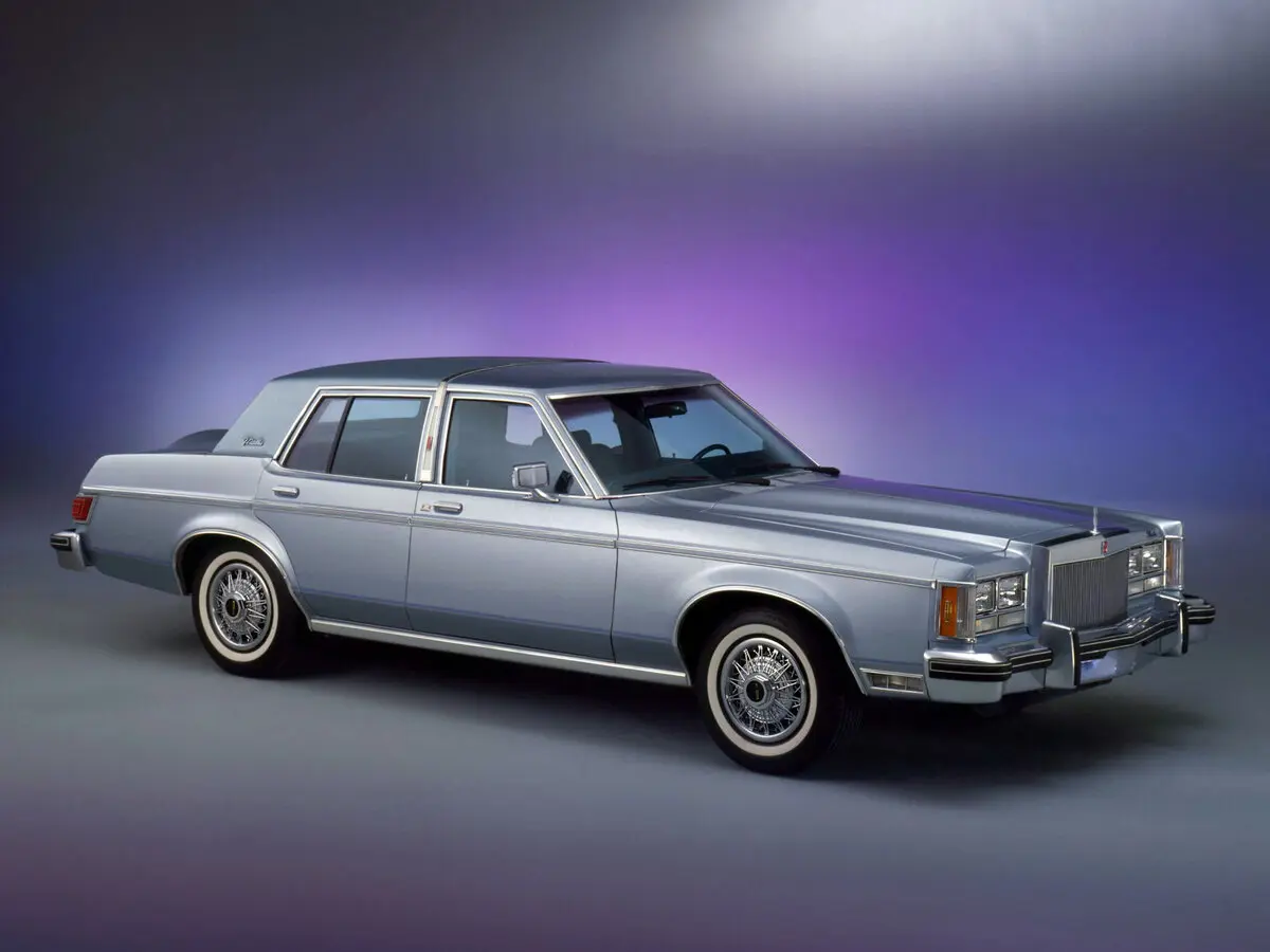 Lincoln Versailles 1977 – 1980
