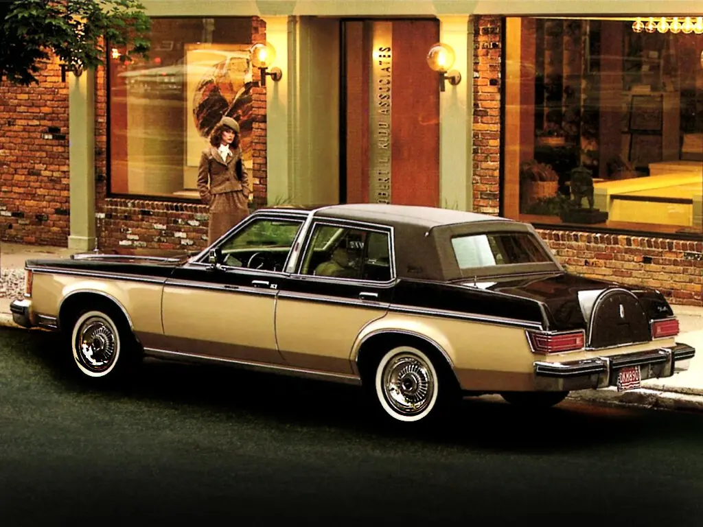 Lincoln Versailles 1977 – 1980 Седан — photo 2