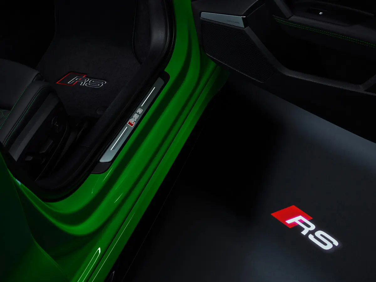 Audi RS 3 III (8Y) Седан — сүрөт 17