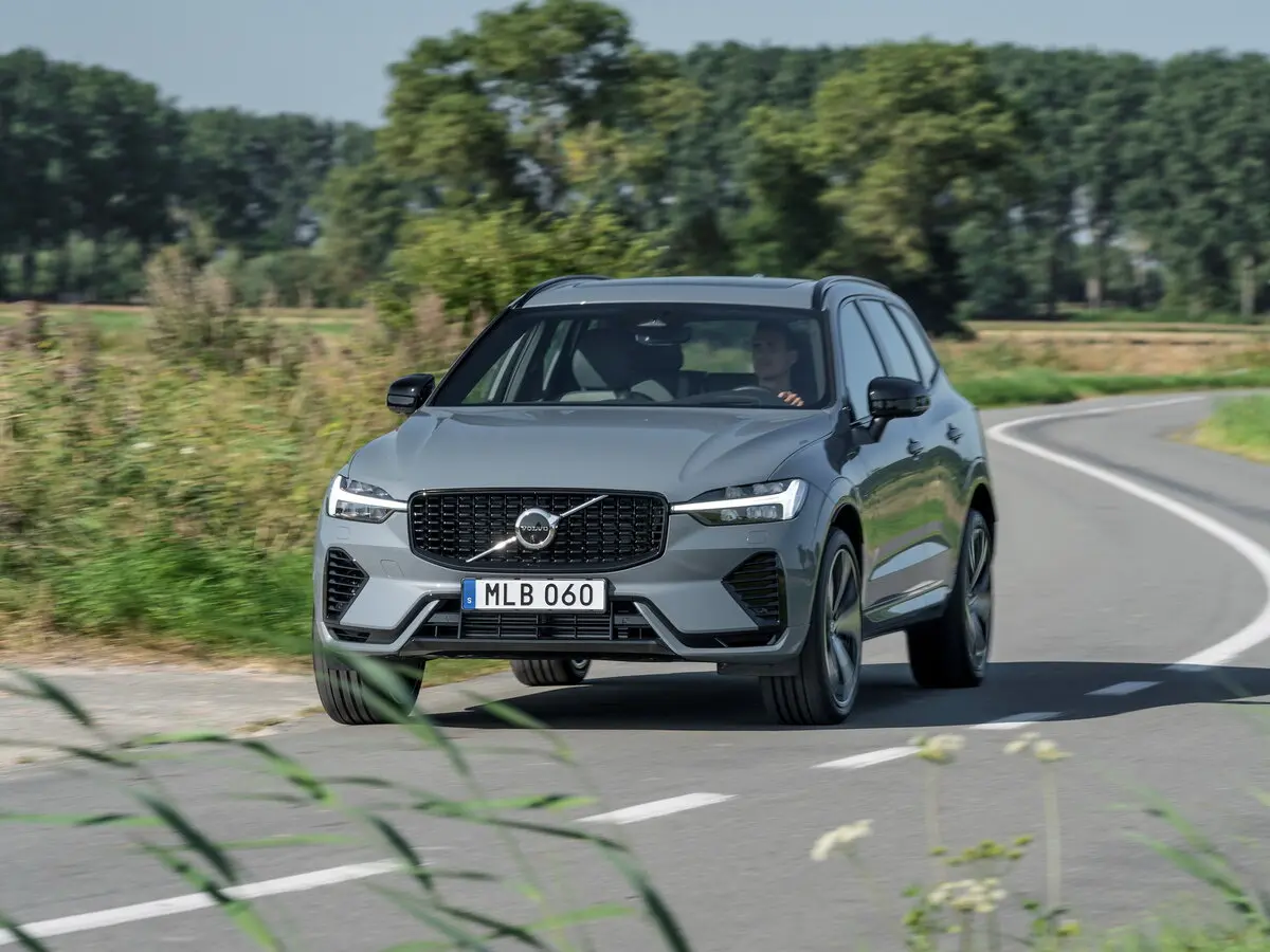 Volvo XC60 II Рестайлинг Внедорожник 5 дв. — сүрөт 3