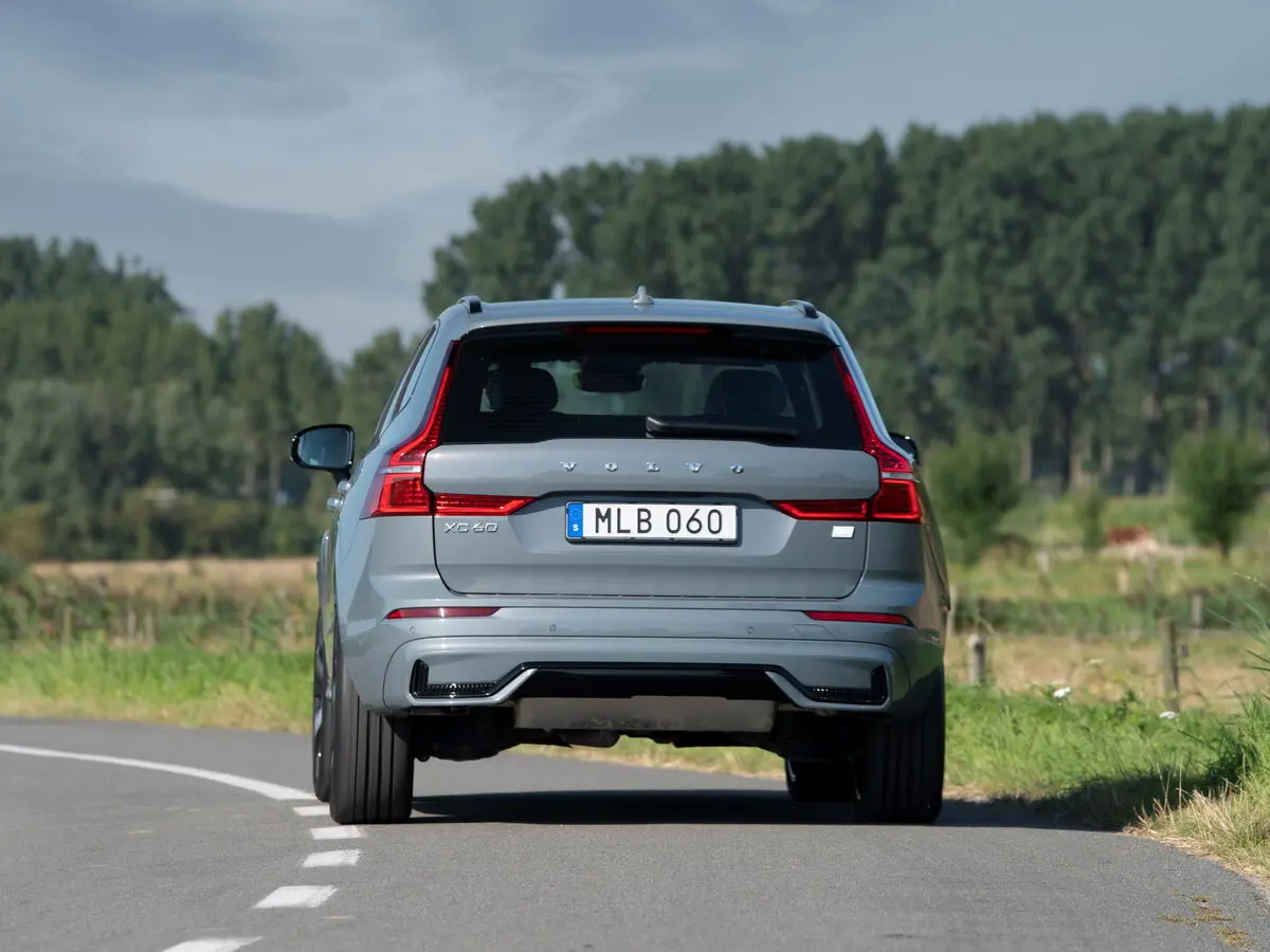 Volvo XC60 II Рестайлинг Внедорожник 5 дв. — сүрөт 4