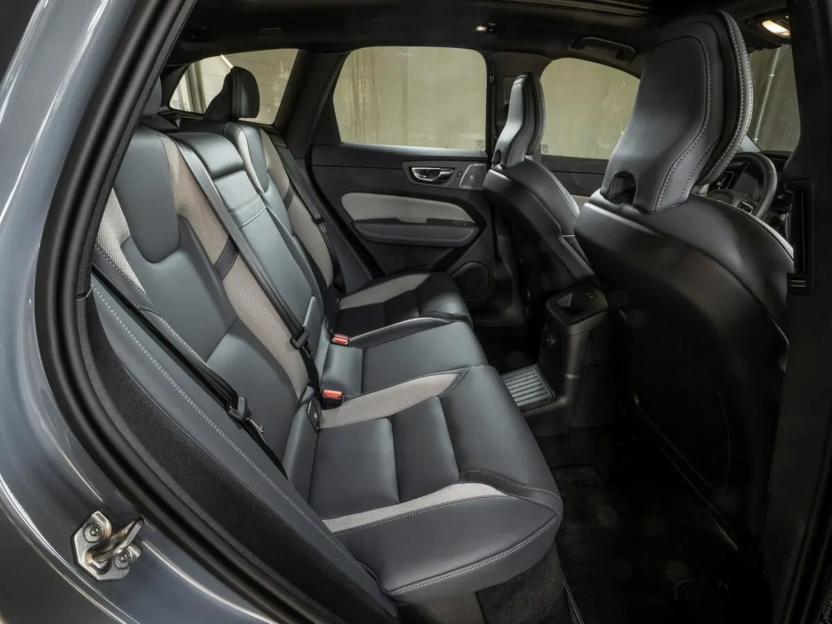 Volvo XC60 II Рестайлинг Внедорожник 5 дв. — сүрөт 11