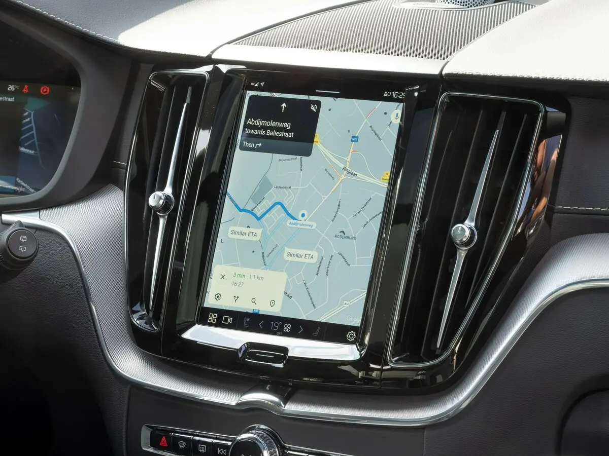 Volvo XC60 II Рестайлинг Внедорожник 5 дв. — сүрөт 16