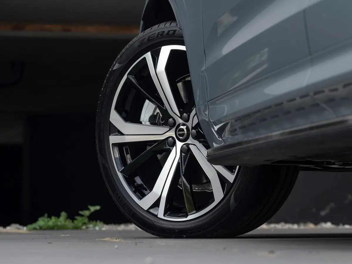 Volvo XC60 II Рестайлинг Внедорожник 5 дв. — сүрөт 18