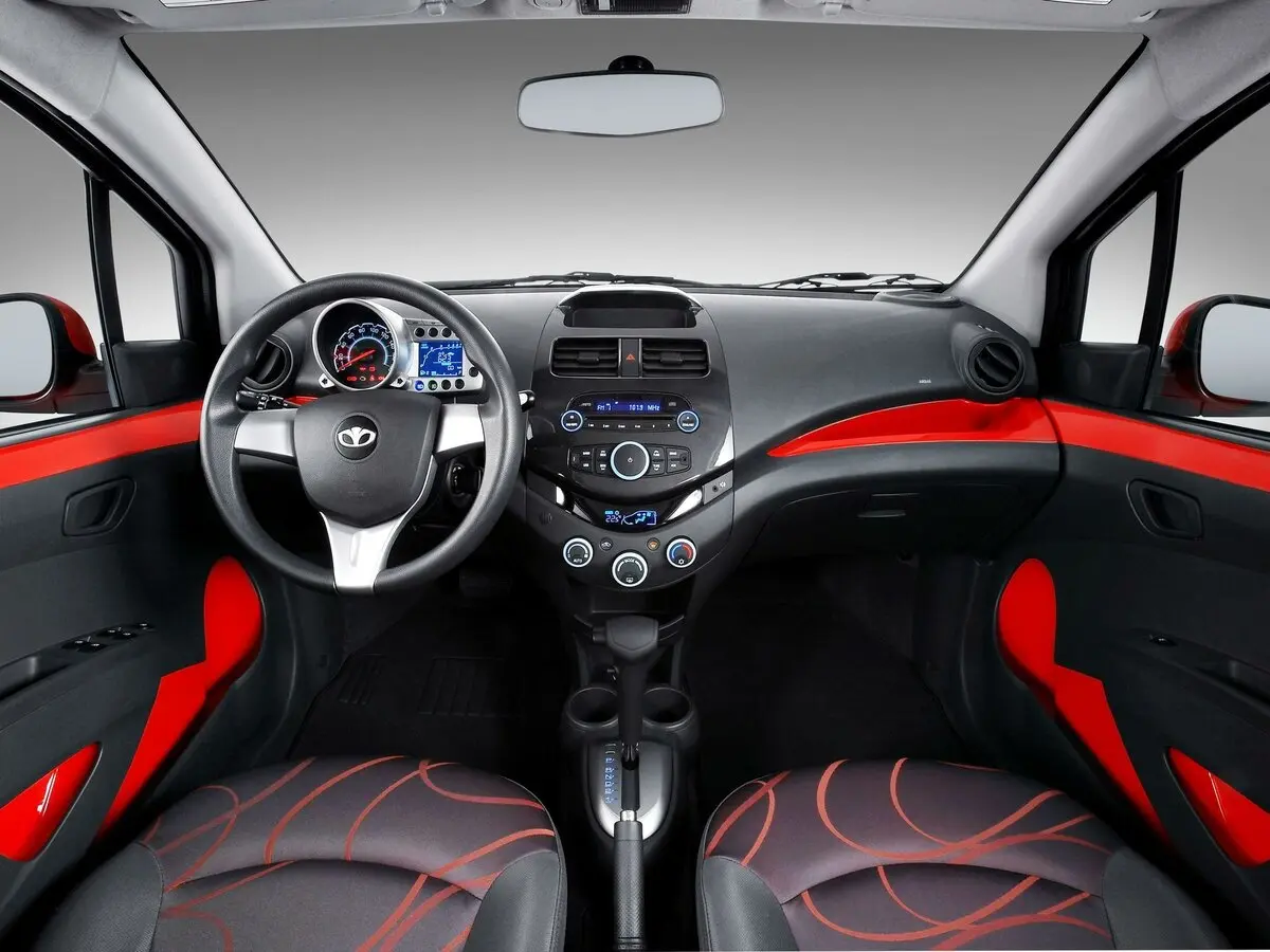 Daewoo Matiz III Хэтчбек 5 дв. — 照片 6