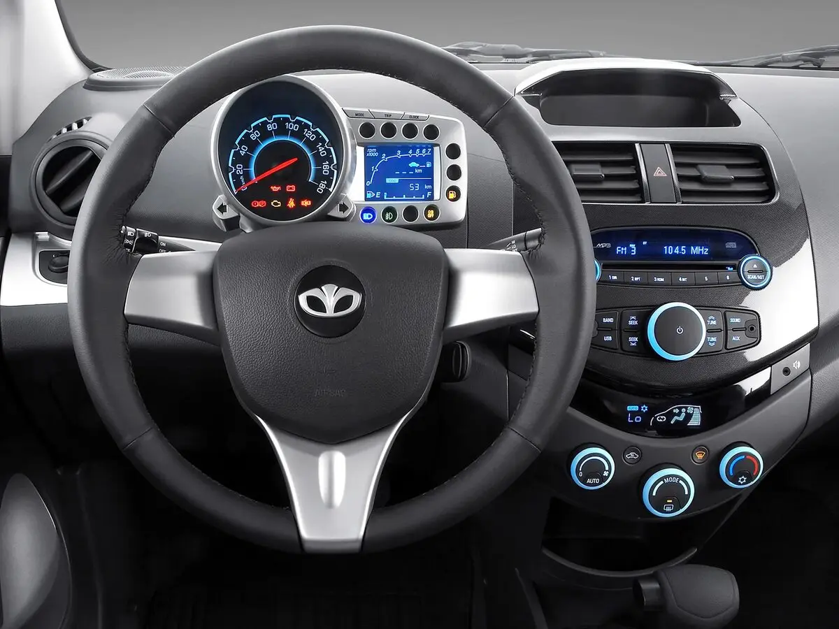 Daewoo Matiz III Хэтчбек 5 дв. — 照片 10