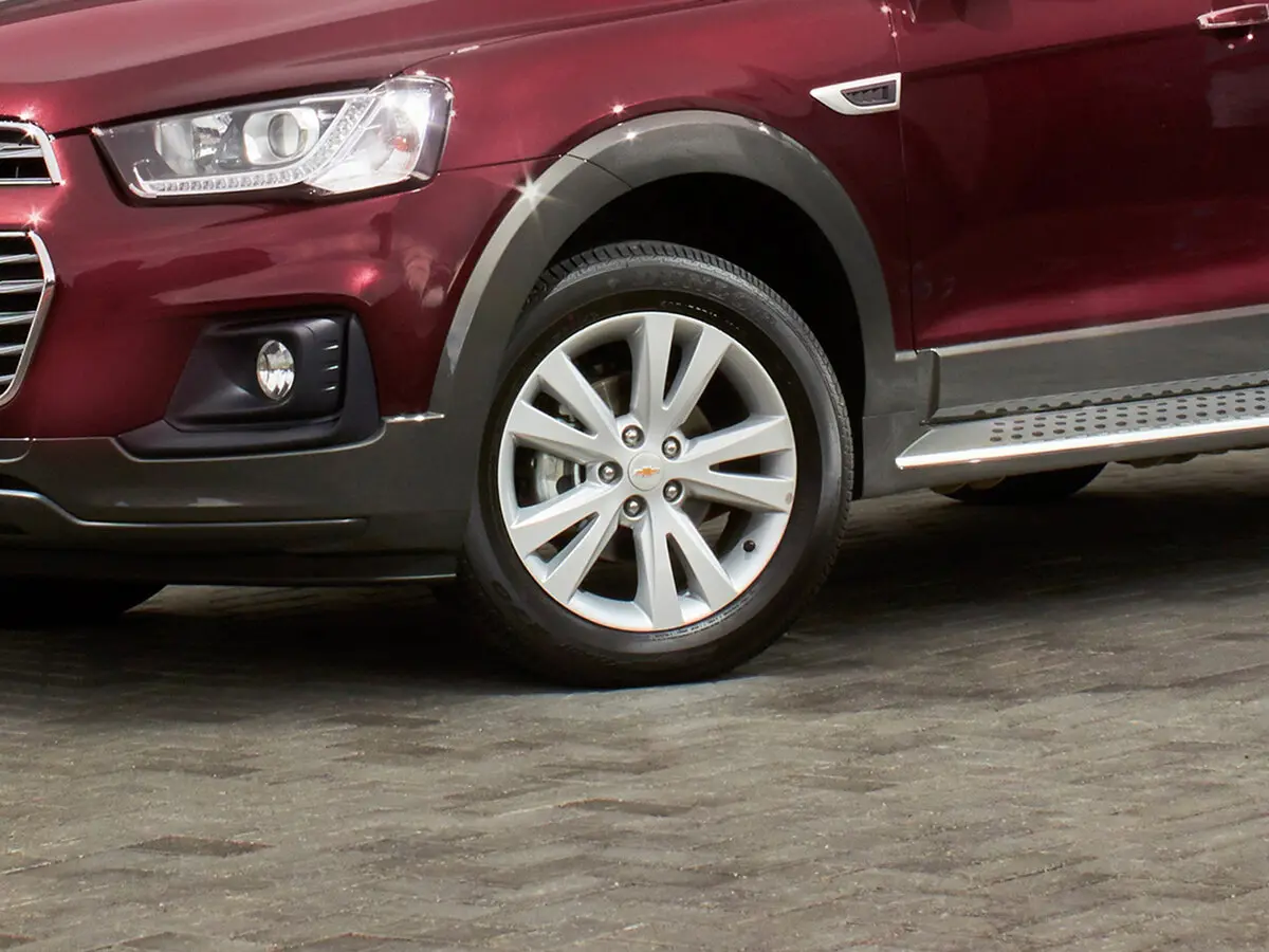 Chevrolet Captiva I Рестайлинг 3 Внедорожник 5 дв. — сүрөт 11