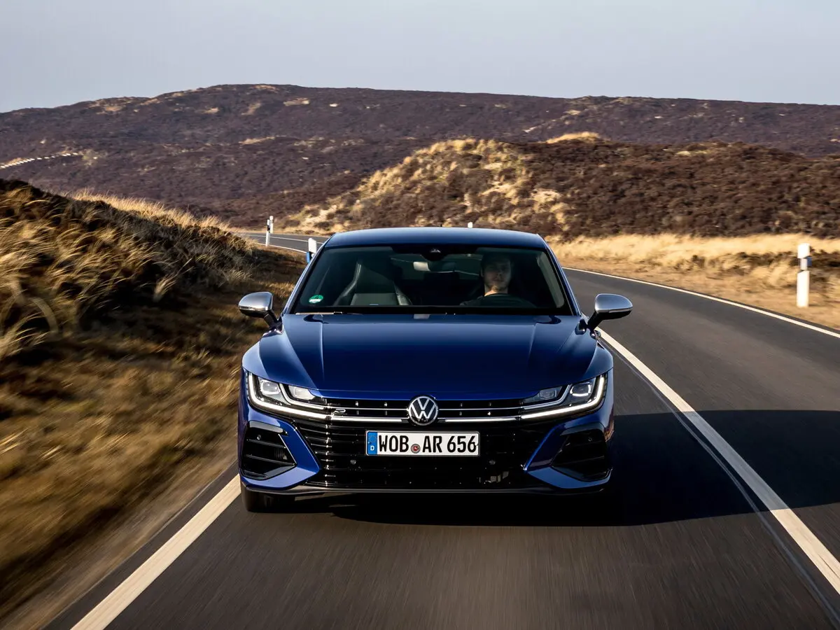 Volkswagen Arteon R 2020 – 2024 Лифтбек — сүрөт 3