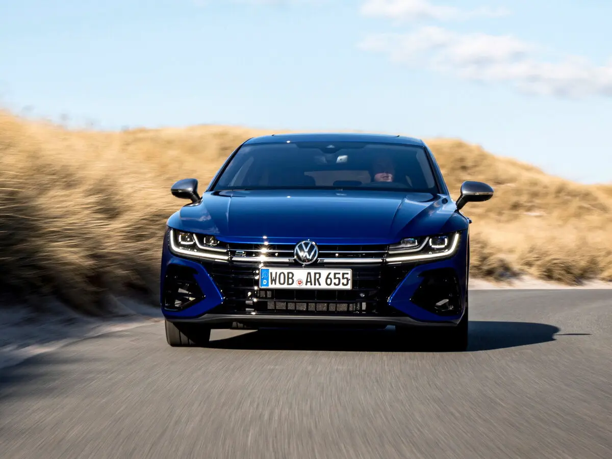 Volkswagen Arteon R 2020 – 2024 Универсал 5 дв. Shooting Brake — сүрөт 3