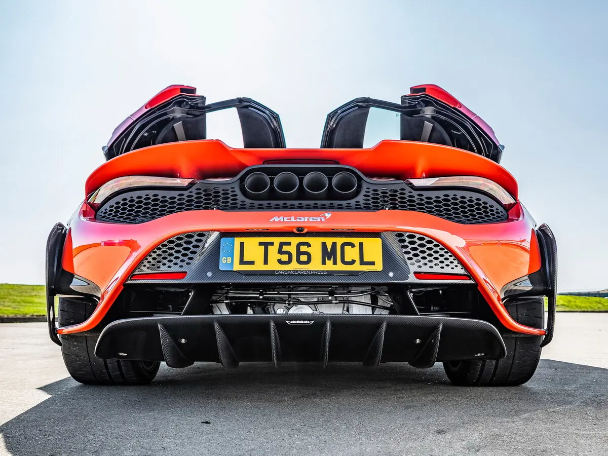 McLaren 765LT 2020 – 2023 Купе — 照片 4