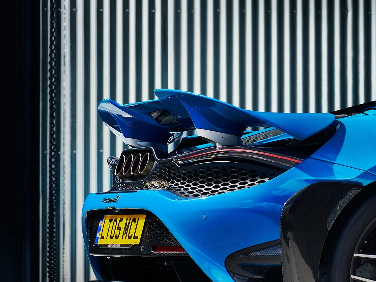 McLaren 765LT 2020 – 2023 Кабриолет — photo 11