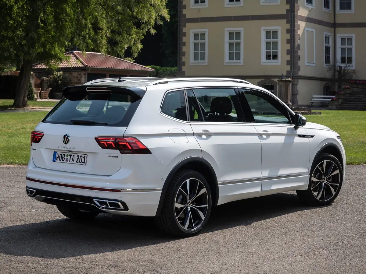 Volkswagen Tiguan II Рестайлинг Внедорожник 5 дв. Allspace — photo 5