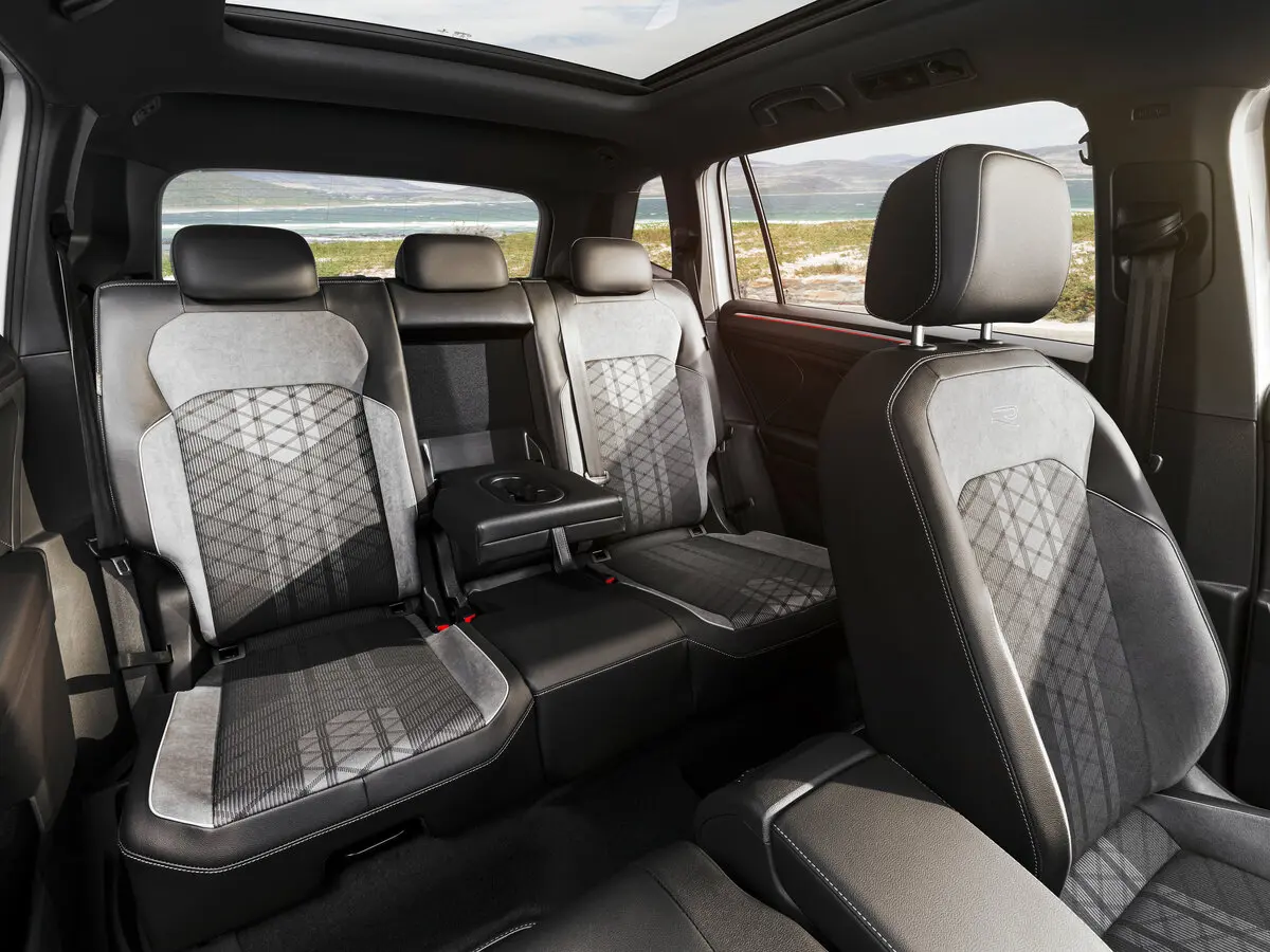 Volkswagen Tiguan II Рестайлинг Внедорожник 5 дв. Allspace — photo 10