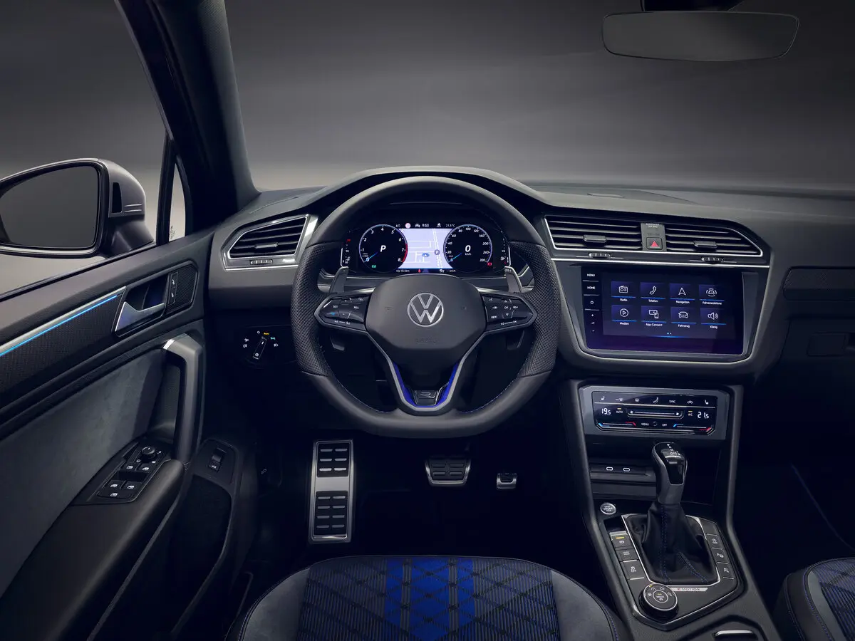 Volkswagen Tiguan R 2020 – 2024 Внедорожник 5 дв. — сүрөт 6