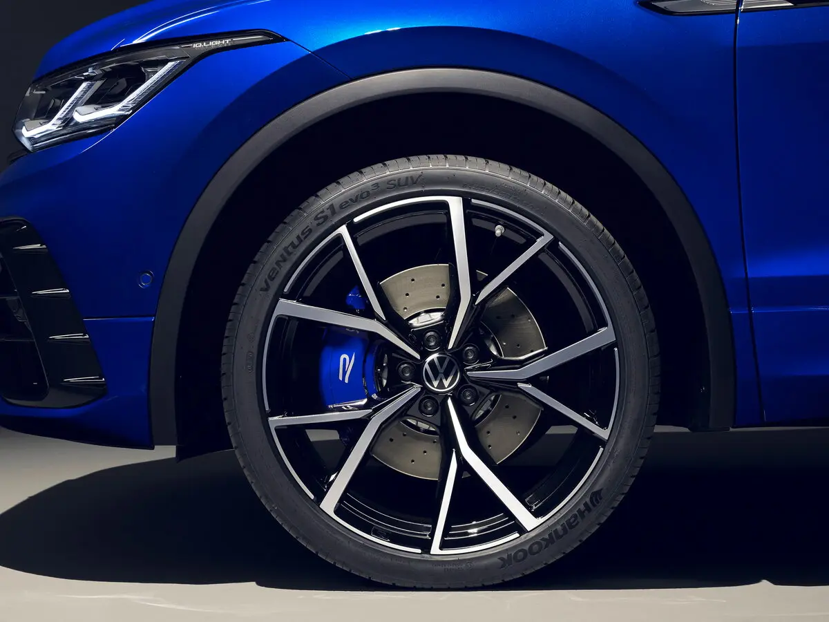 Volkswagen Tiguan R 2020 – 2024 Внедорожник 5 дв. — сүрөт 12