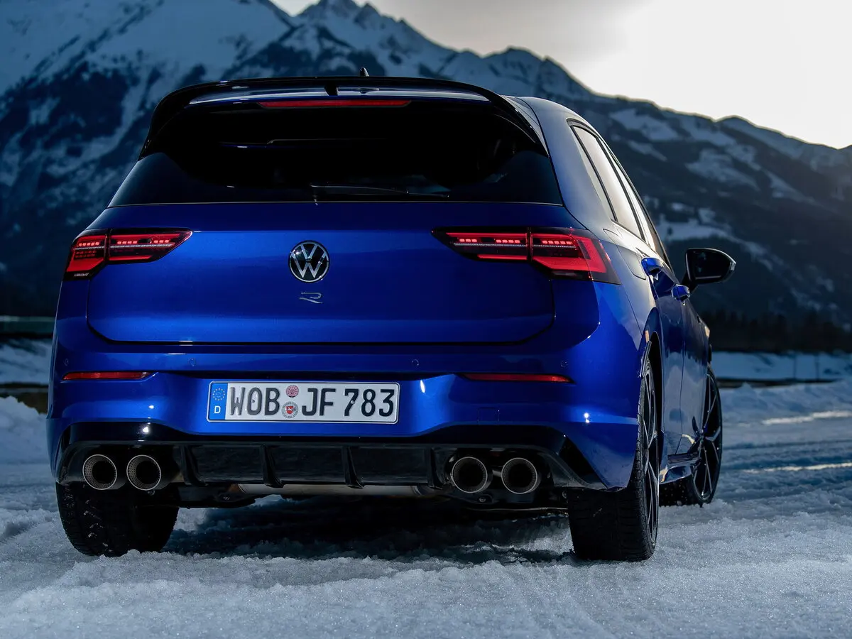 Volkswagen Golf R VIII Хэтчбек 5 дв. — сүрөт 4