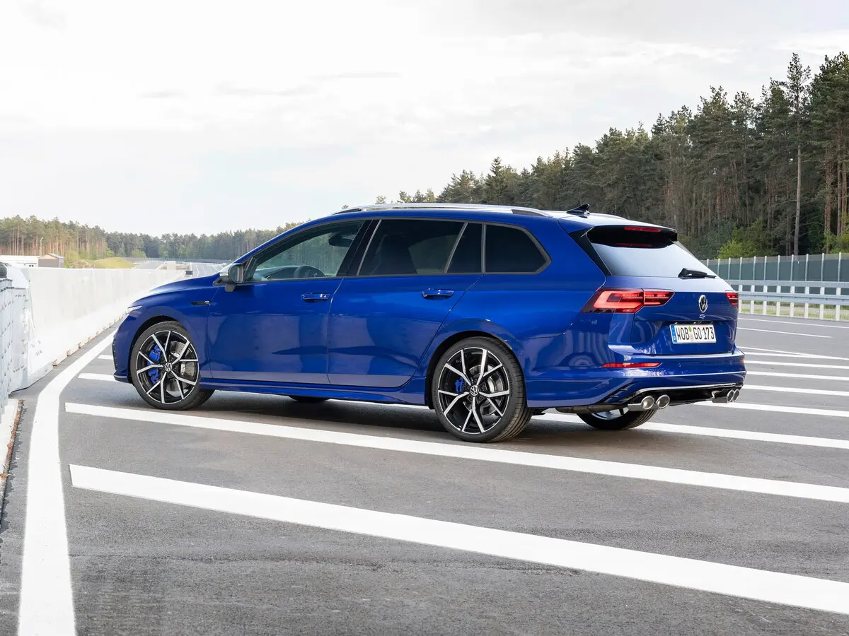Volkswagen Golf R VIII Универсал 5 дв. — сүрөт 5