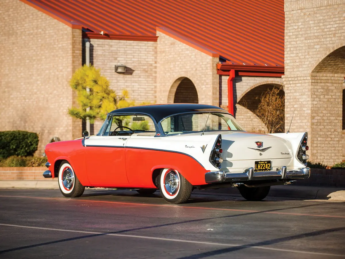 Dodge Custom Royal I Купе-хардтоп — photo 5