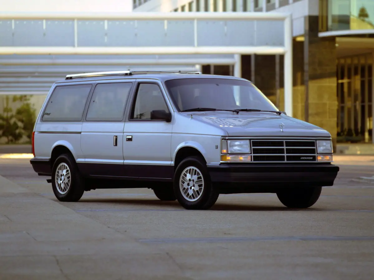 Dodge Caravan I Минивэн Grand