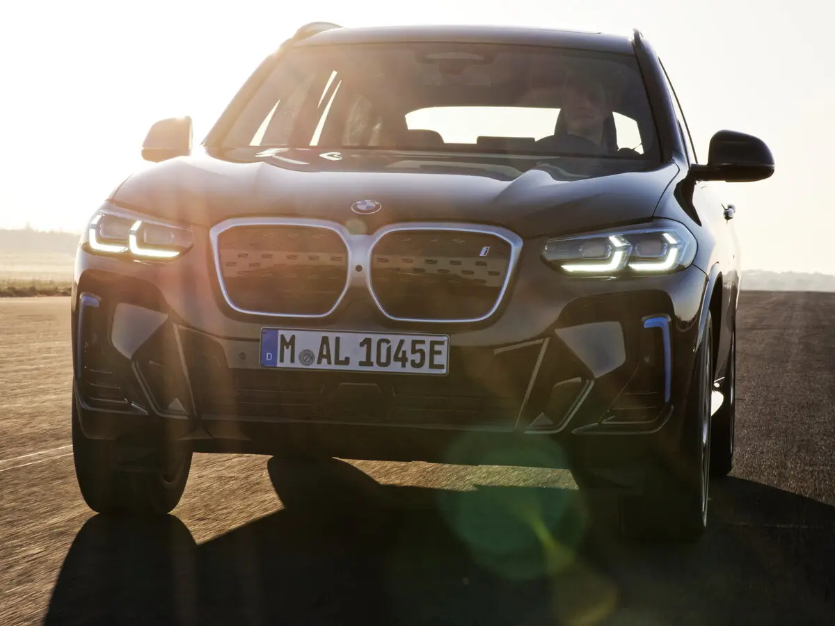 BMW iX3 I (G08) Рестайлинг Внедорожник 5 дв. — сүрөт 3