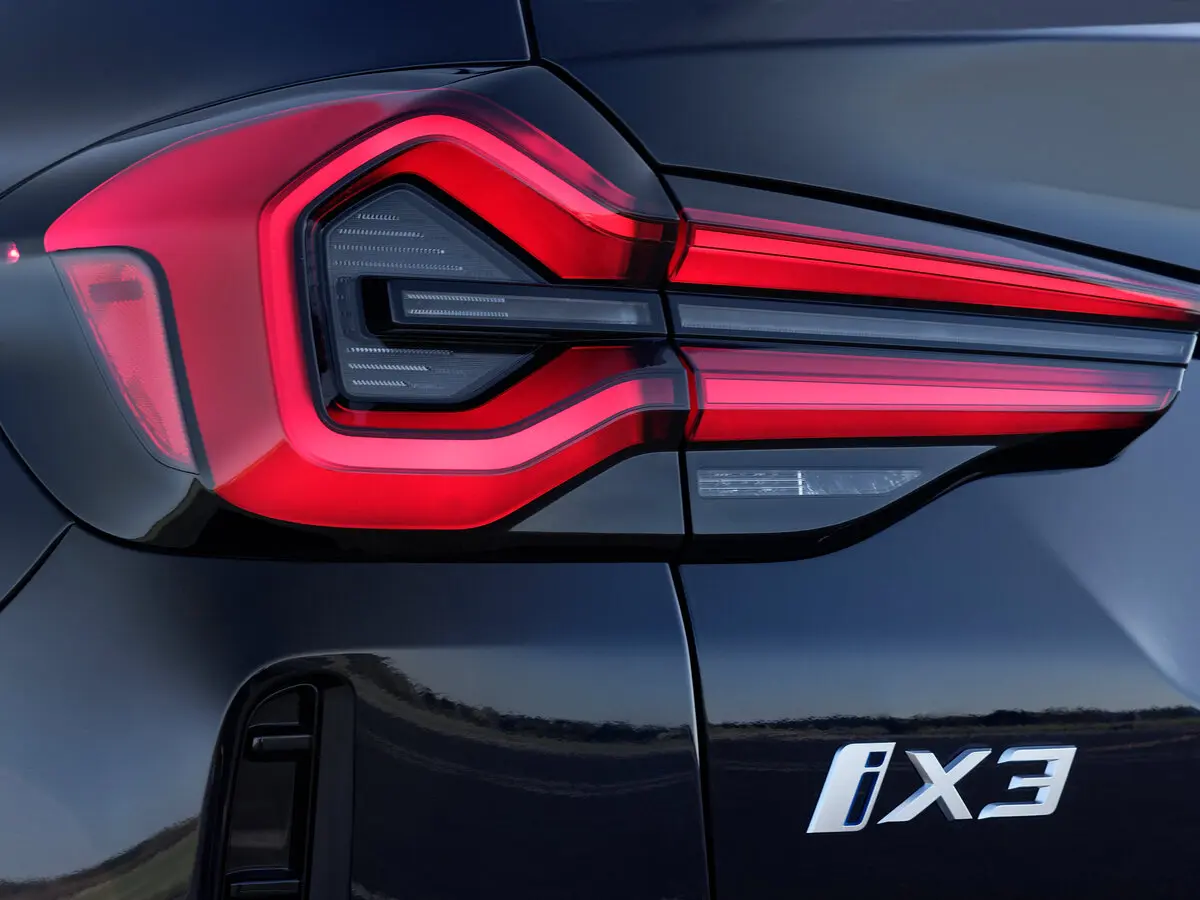 BMW iX3 I (G08) Рестайлинг Внедорожник 5 дв. — сүрөт 12