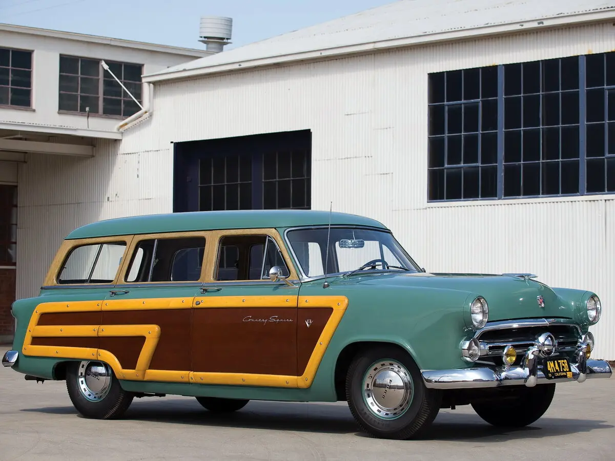 Ford Country Squire II