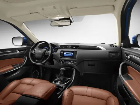 Qoros 5 2016 – 2022 Внедорожник 5 дв. — photo 7