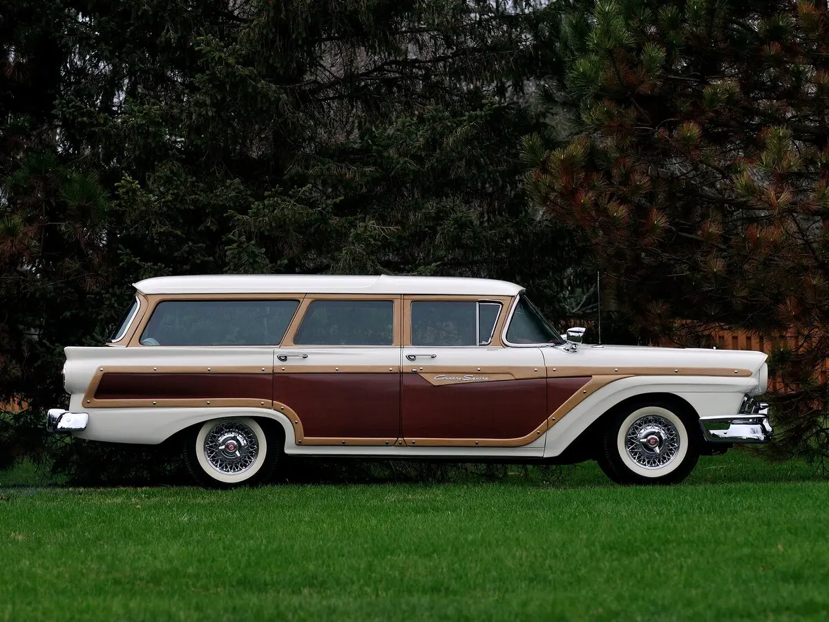 Ford Country Squire IV Универсал 5 дв. — photo 2